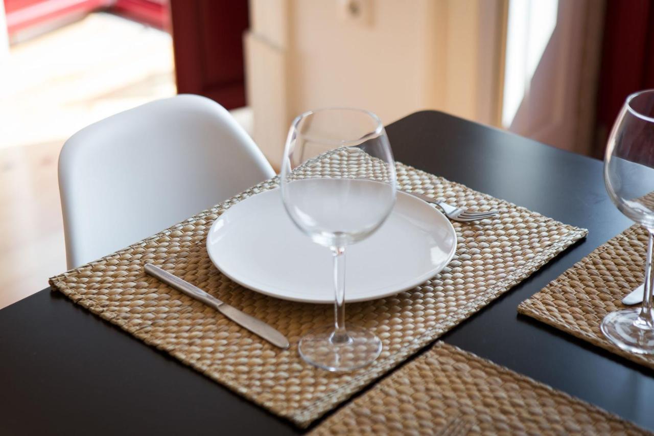Lovelystay - Martires Boutique Flat Porto Ngoại thất bức ảnh